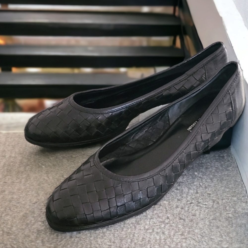 AMALFI RANGONI Italy Vintage Black Woven Leather Low Heel Pumps 8.5 Narrow - Picture 4 of 16